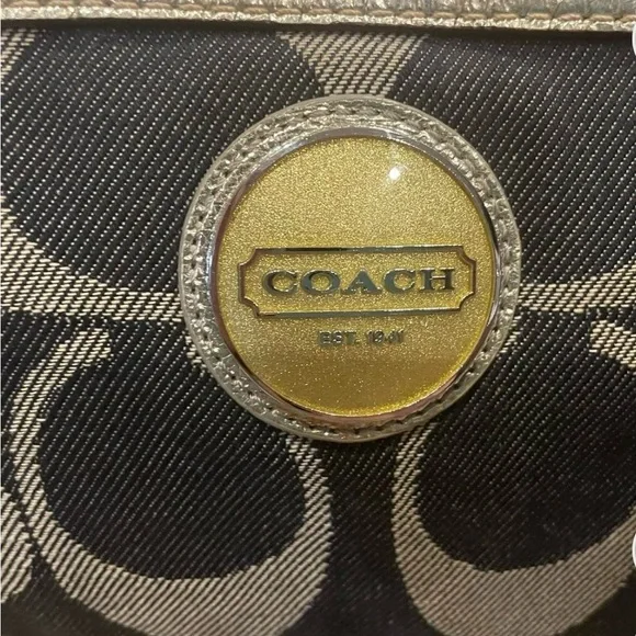 Coach Signature Denim Bag in silver and denim - Picture 2 of 8
